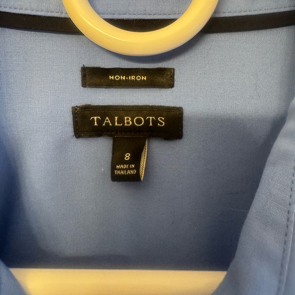 Non-iron blue button down - Picture 3 of 6